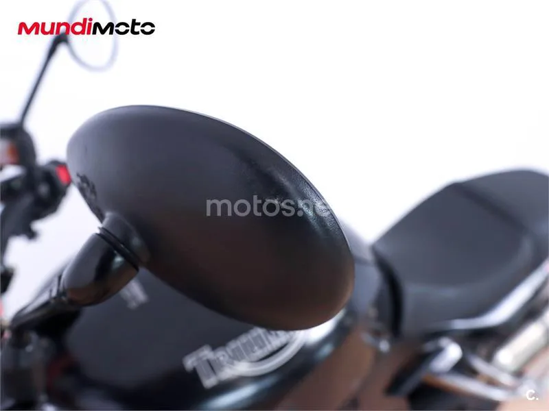 Triumph Speed Triple – Vista 13