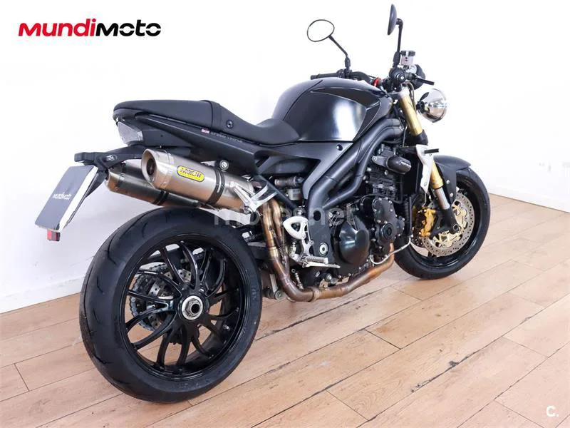 Triumph Speed Triple – Vista 3