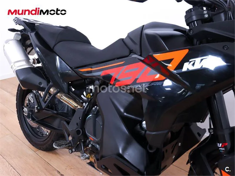 KTM 790 – Vista 16