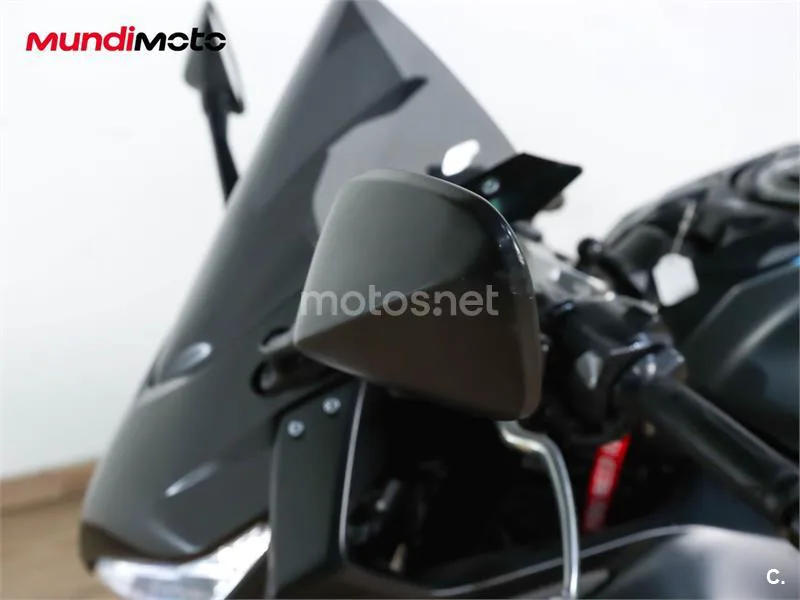 Honda CBR 650 R – Vista 17