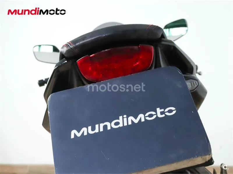 Honda CBR 650 R – Vista 9