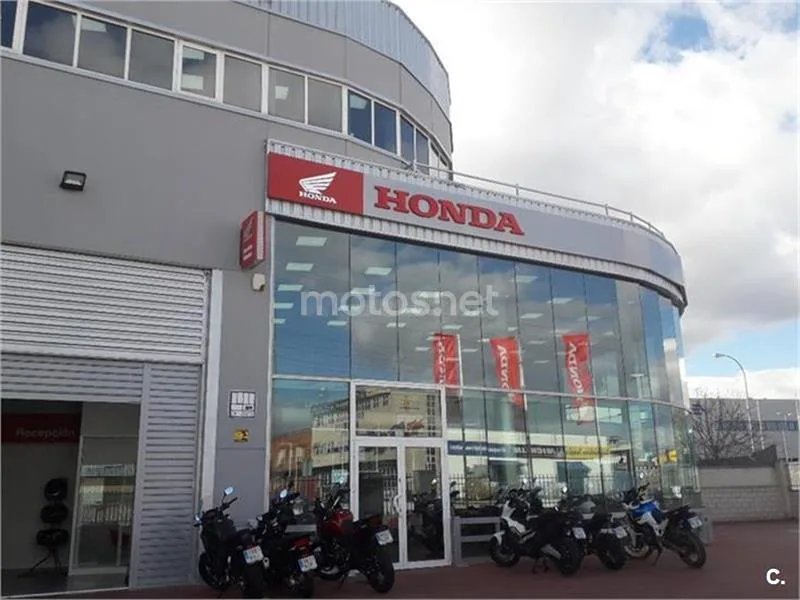 Honda NC 750 S – Vista 7