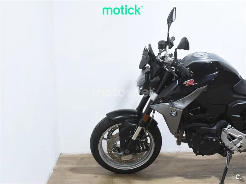 BMW F 900 R – Vista 8