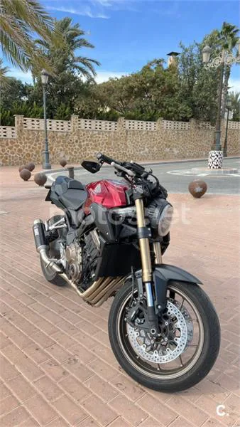 Honda CB 650 R – Vista 3
