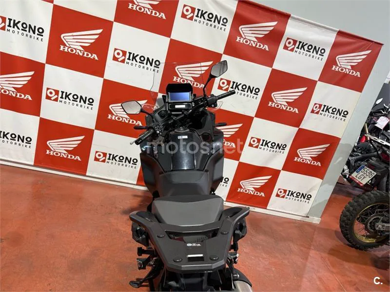 Honda NT1100 – Vista 4