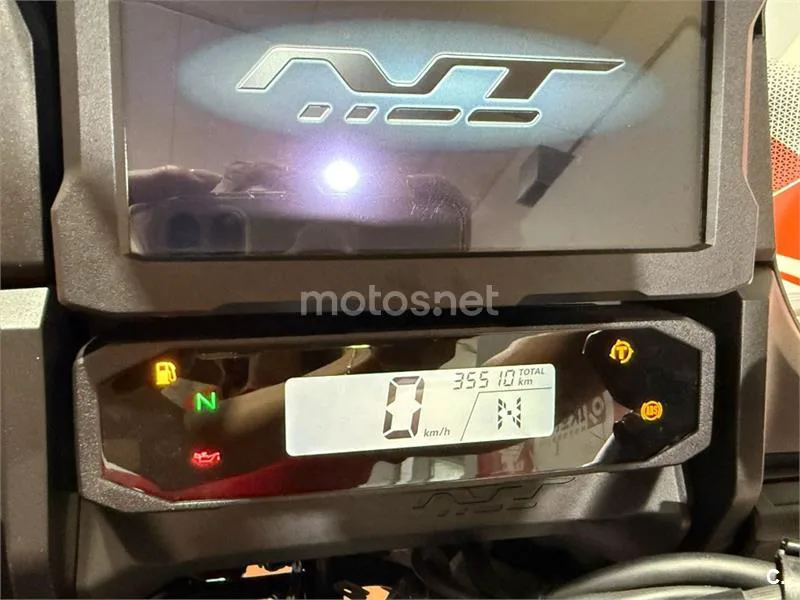 Honda NT1100 – Vista 5