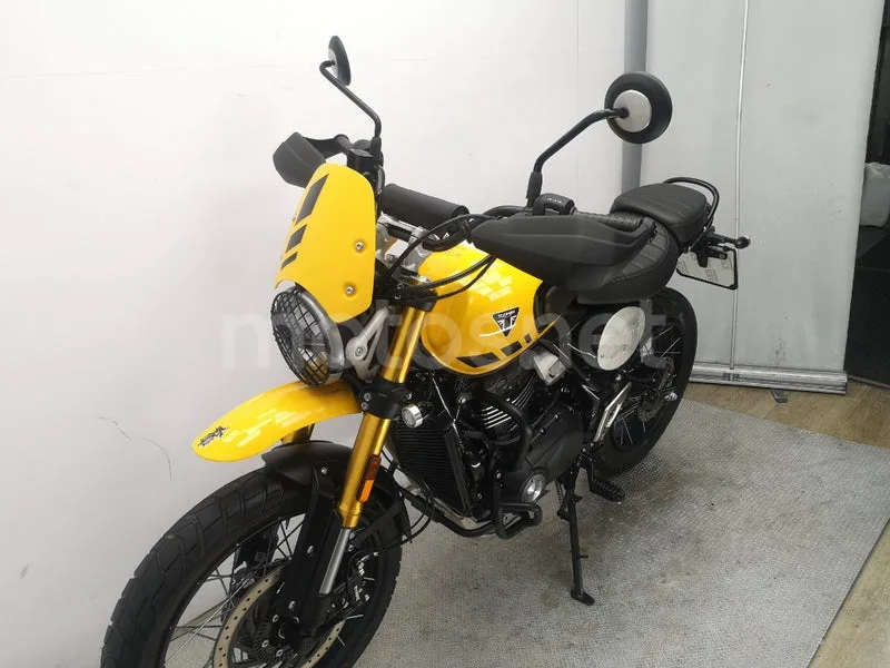 Triumph Scrambler 400 XC – Vista 14