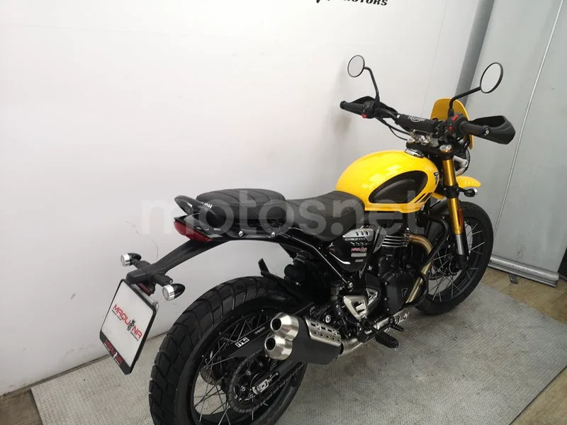 Triumph Scrambler 400 XC – Vista 4