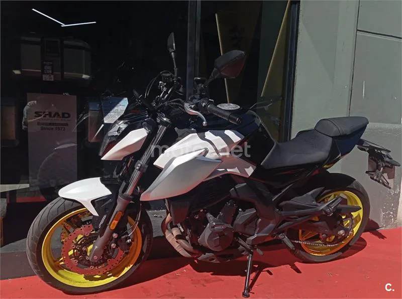CFMOTO 650NK – Vista 6