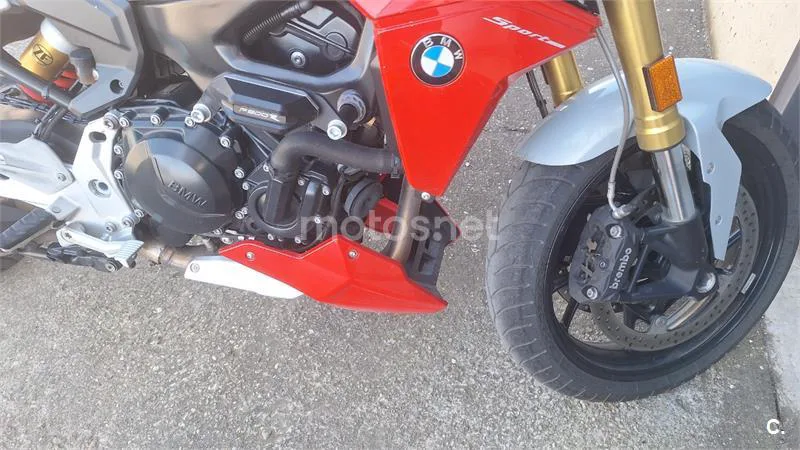 BMW F 900 R – Vista 2