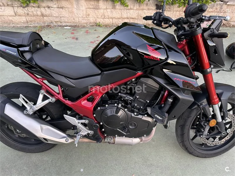 Honda CB 750 Hornet – Vista 6