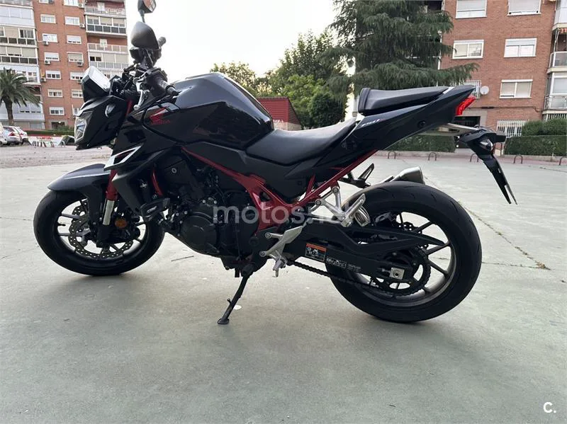 Honda CB 750 Hornet – Vista 8