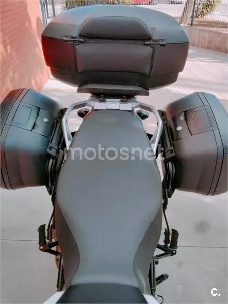 Suzuki V-Strom 1000 XT – Vista 19