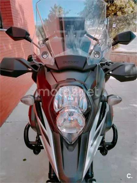 Suzuki V-Strom 1000 XT – Vista 20