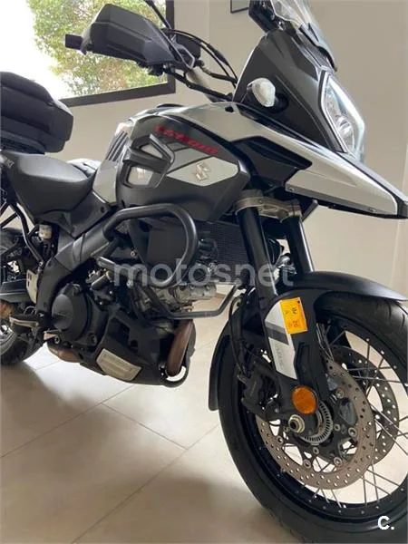 Suzuki V-Strom 1000 XT – Vista 3