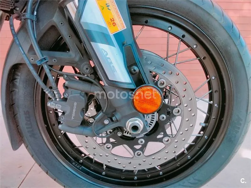 Suzuki V-Strom 1000 XT – Vista 26