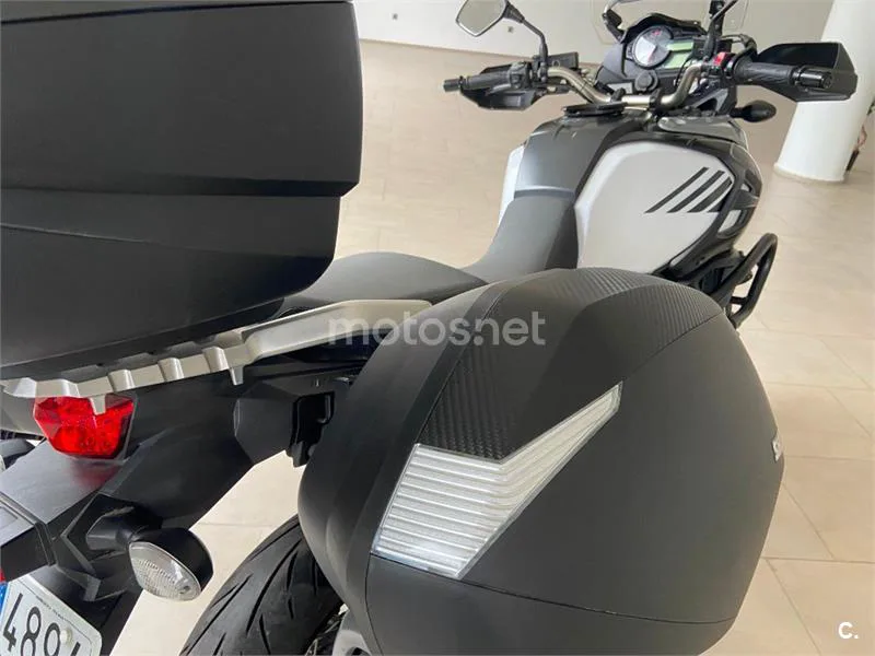 Suzuki V-Strom 1000 XT – Vista 9