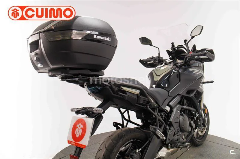 Kawasaki Versys – Vista 17