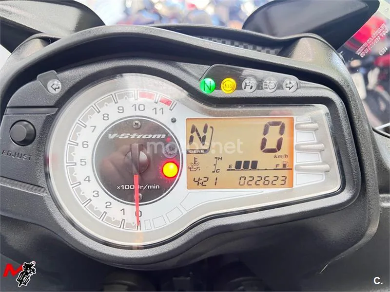 Suzuki V-Strom 650 – Vista 7