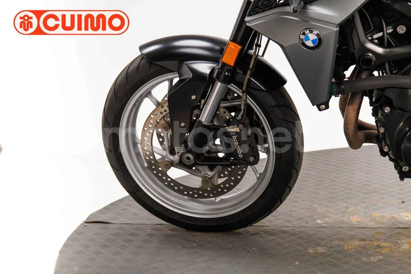 BMW F 900 R - Vista 42