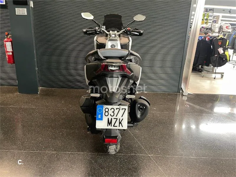 SYM ADX 300 – Vista 6