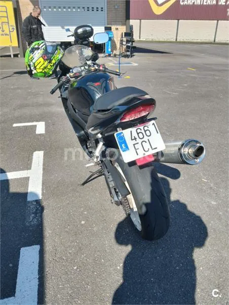 Suzuki GSX-R600 – Vista 5