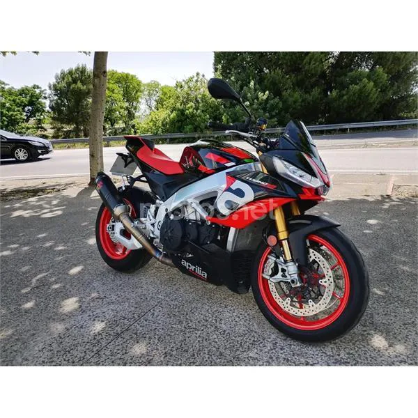 Aprilia Tuono V4 1100 Factory – Vista 3