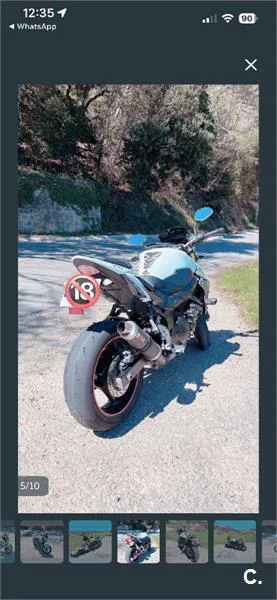 Suzuki GSR 750 – Vista 5