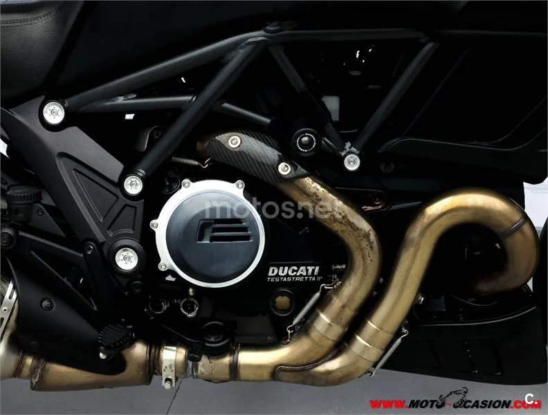 Ducati Diavel – Vista 5