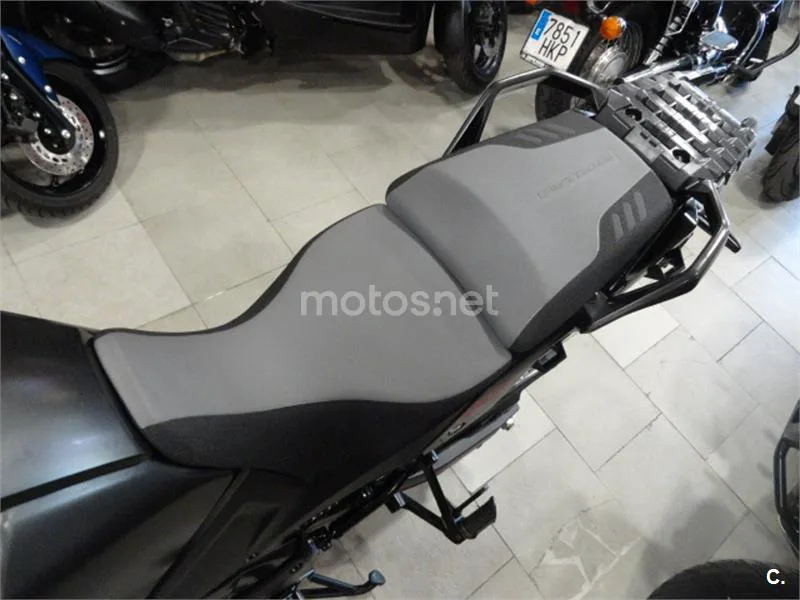 Suzuki V-Strom 1050 – Vista 8