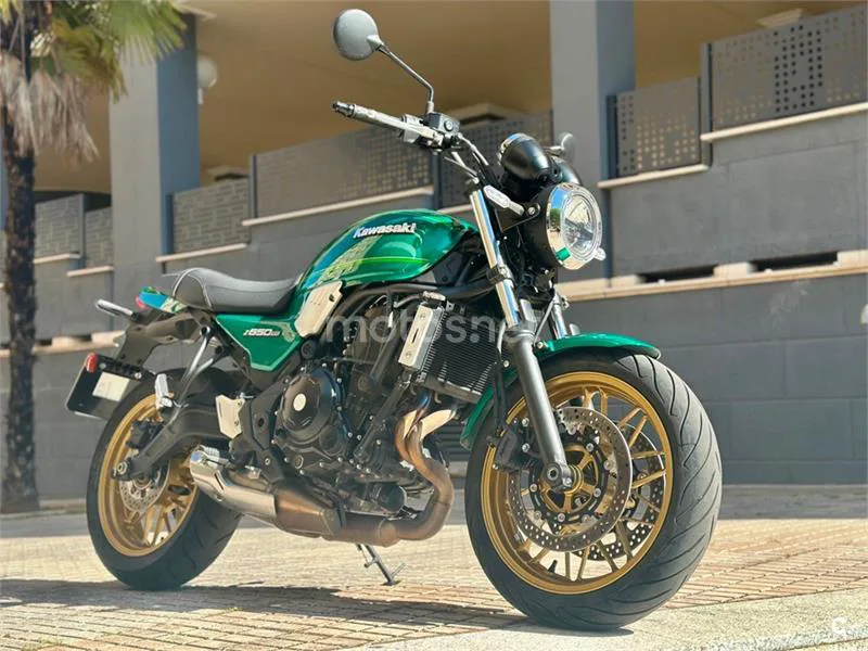 Kawasaki Z650 – Vista 12