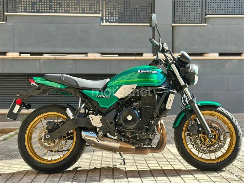 Kawasaki Z650 – Vista 20