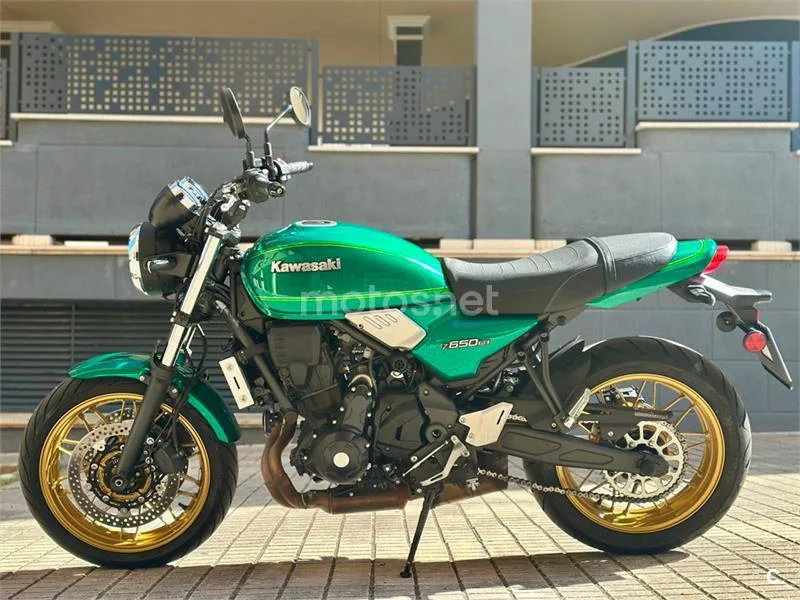 Kawasaki Z650 – Vista 37