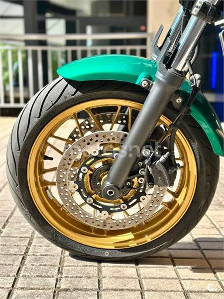Kawasaki Z650 – Vista 10