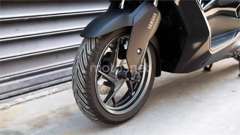Yamaha XMAX 125 – Vista 17
