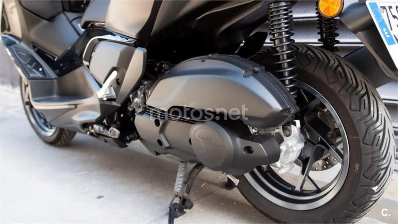 Yamaha XMAX 125 – Vista 19