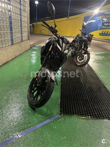 Yamaha MT-125 – Vista 7