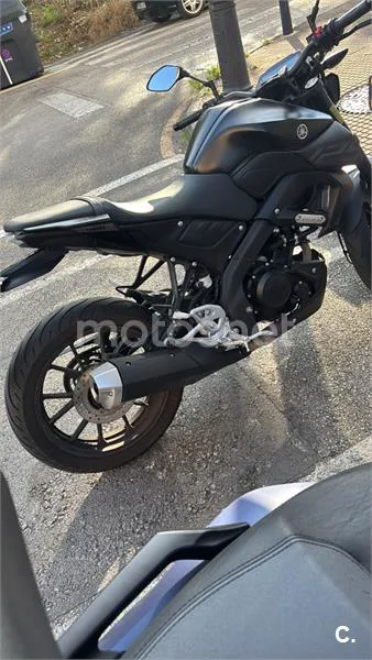 Yamaha MT-125 – Vista 9