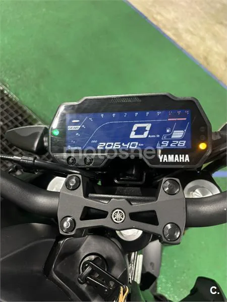 Yamaha MT-125 – Vista 10