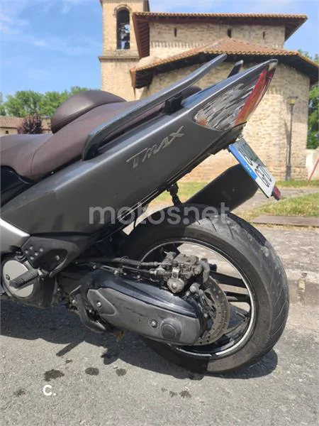 Yamaha TMAX 500 – Vista 12
