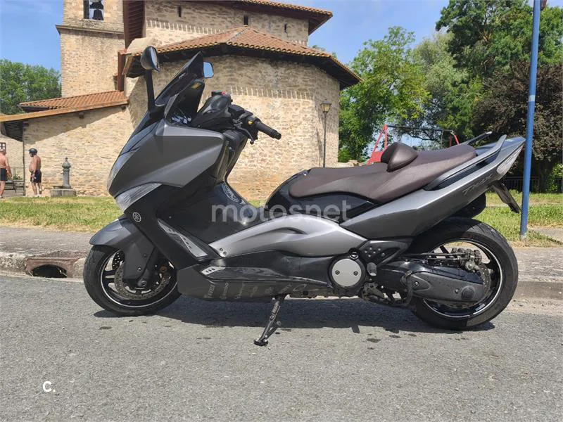 Yamaha TMAX 500 – Vista 10