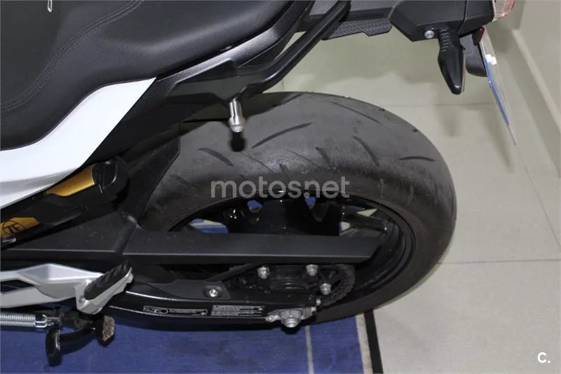 BMW F 900 R – Vista 12