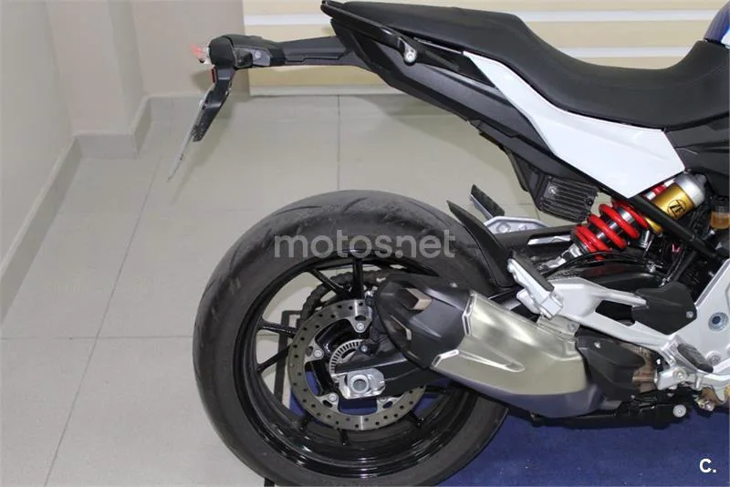 BMW F 900 R – Vista 9