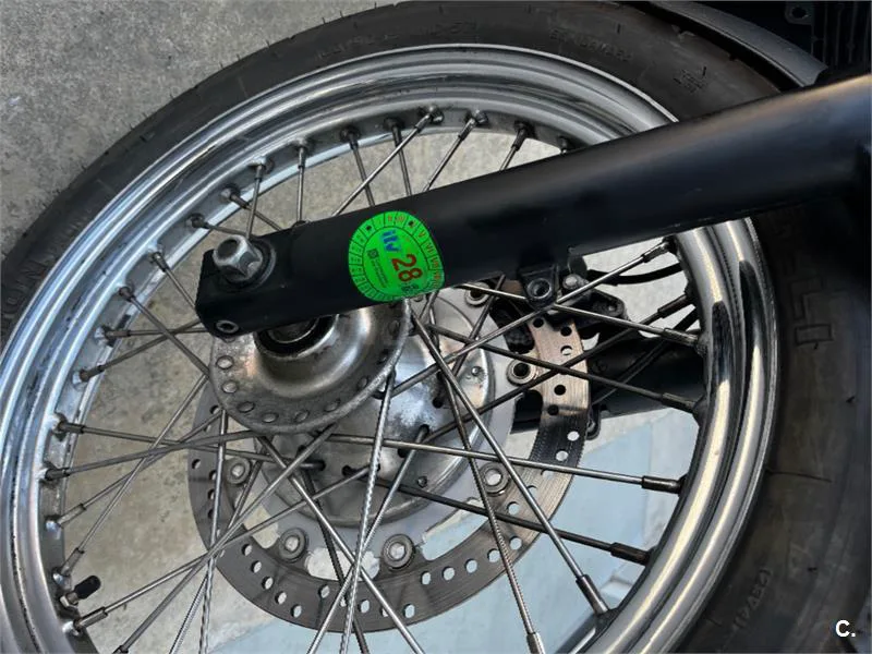 Triumph Bonneville T100 – Vista 2