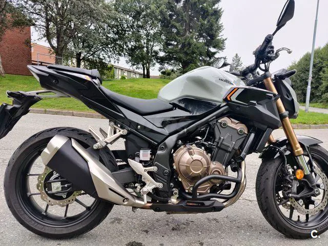 Honda CB 500 F – Vista 5
