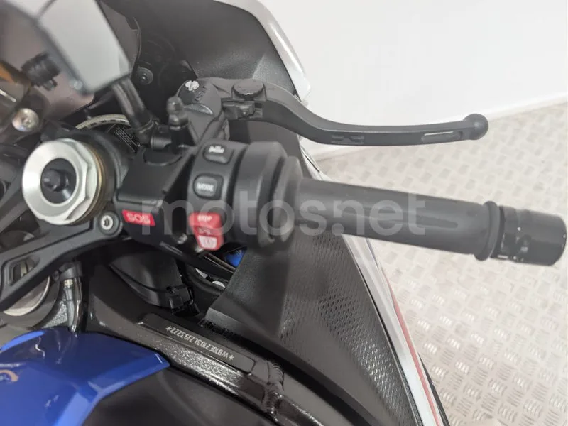 BMW S 1000 RR - Vista 11