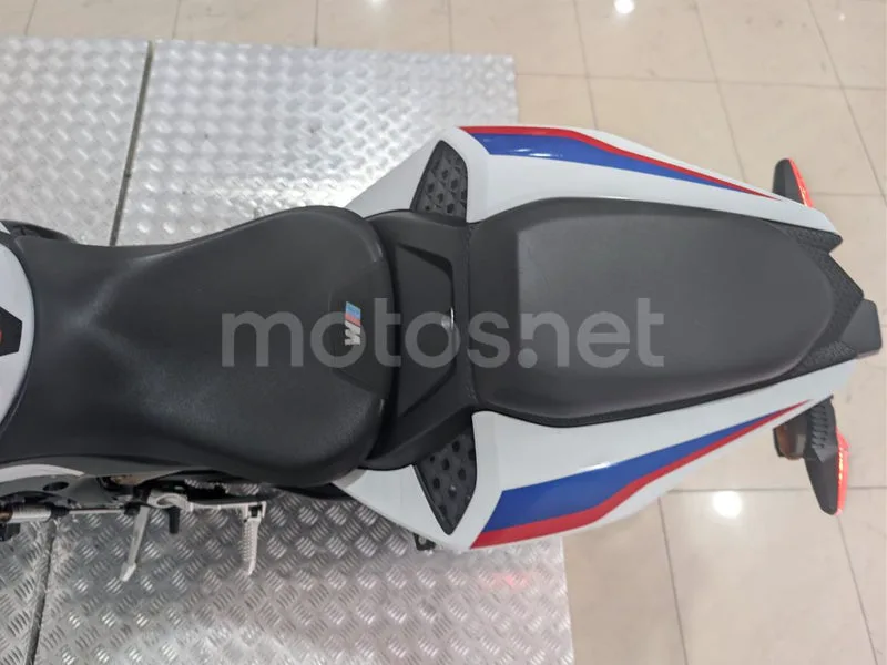 BMW S 1000 RR - Vista 18