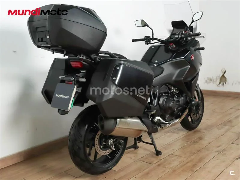 Honda NT1100 – Vista 3