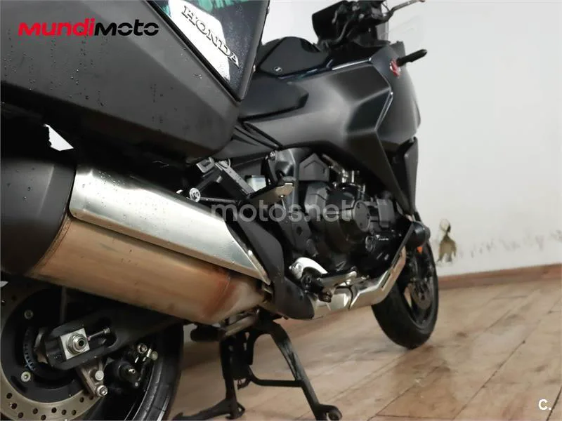 Honda NT1100 – Vista 4