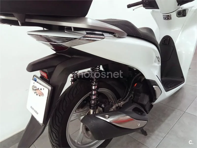 Honda SH 125i – Vista 10